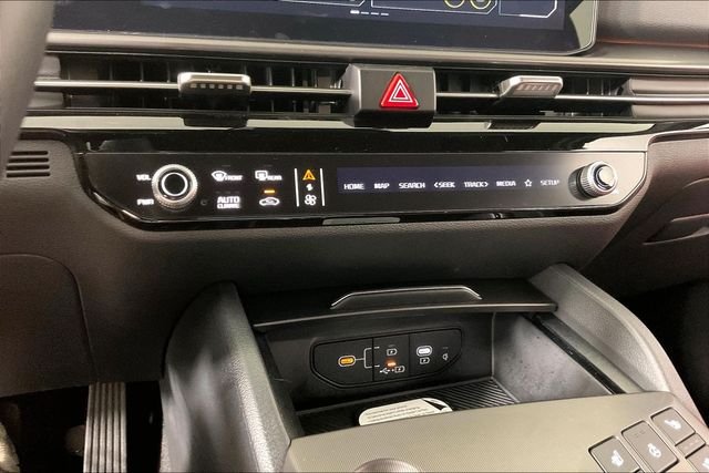 Used 2027 Gray Kia SX-Prestige image 14