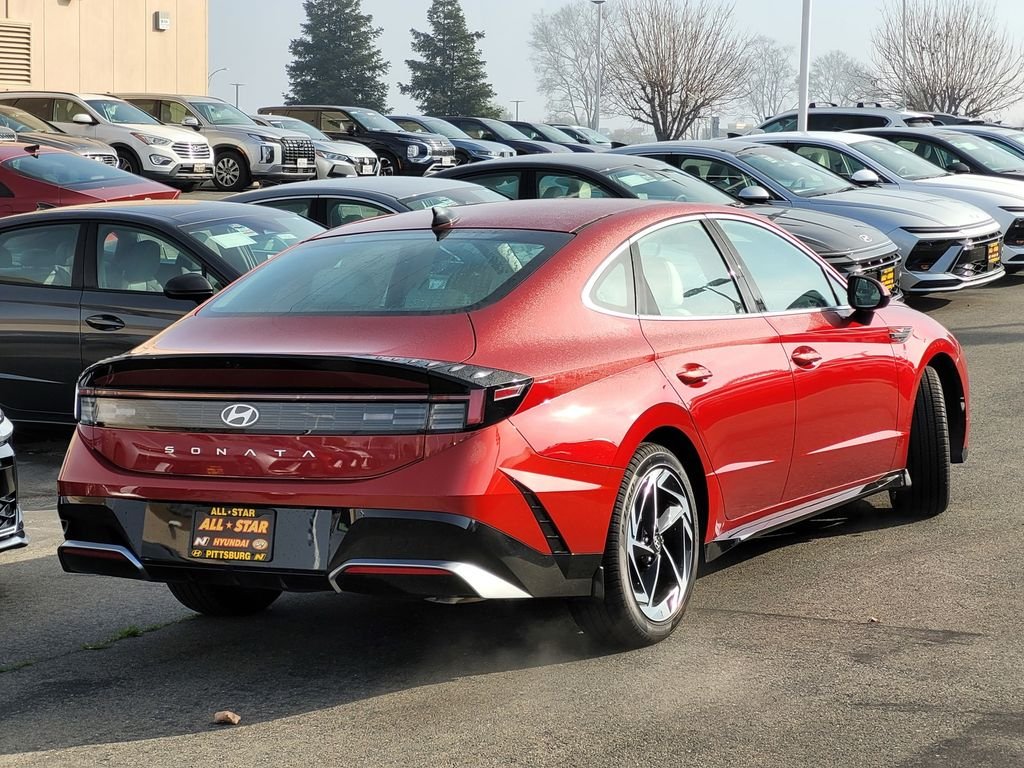 New 2026 Red Hyundai SEL Sport image 3