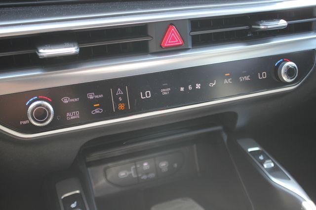 Used 2026 Black Kia EX image 8