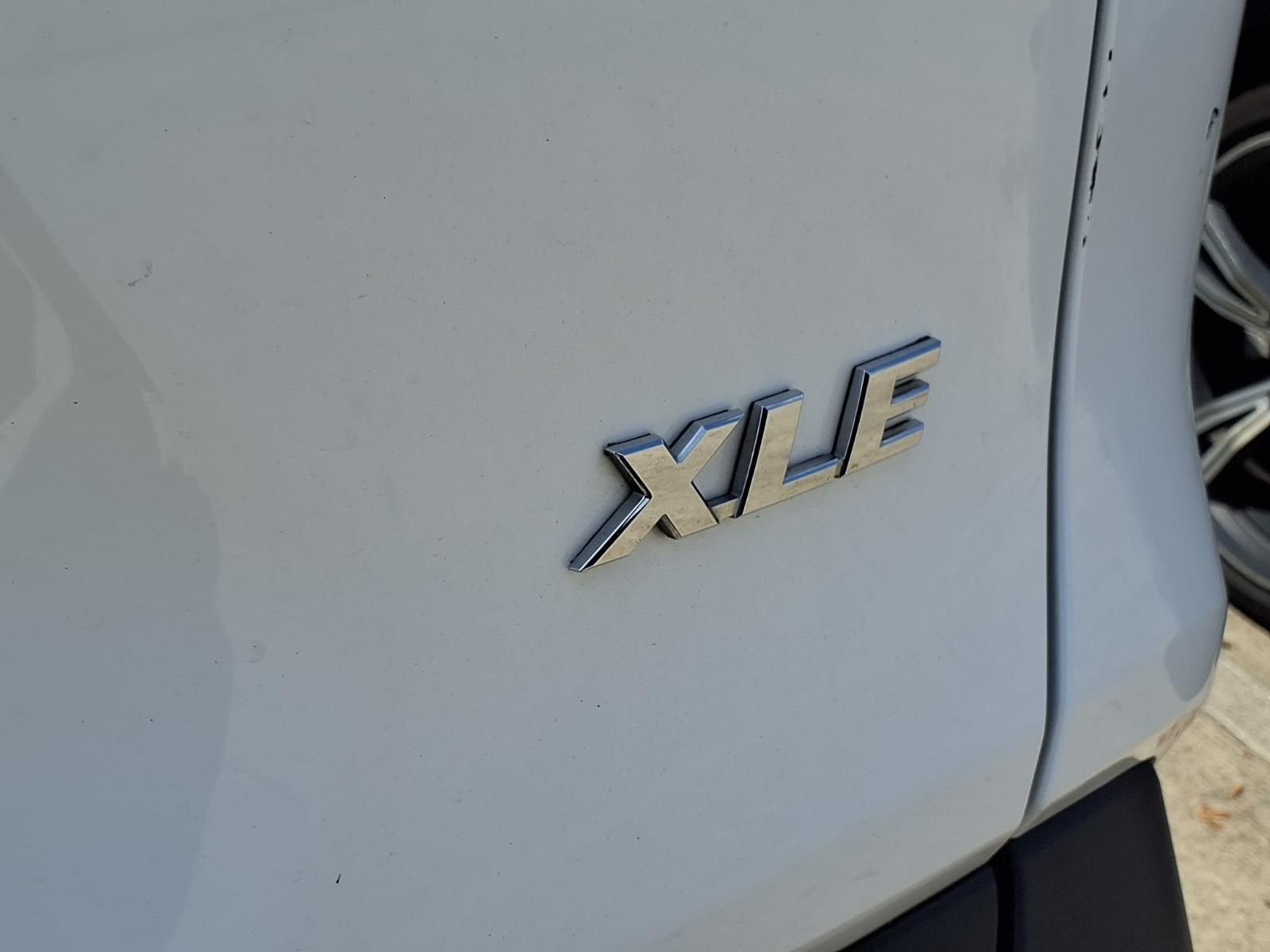 Certified Used 2025 Ice Toyota XLE image 8
