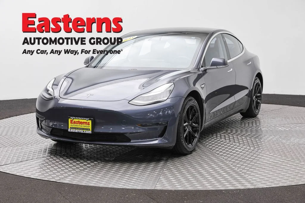 Used 2020 Gray Tesla Long Range image 1