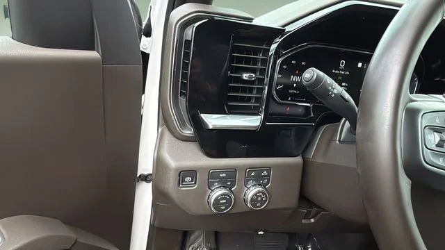 Used 2026 White GMC SLT image 21