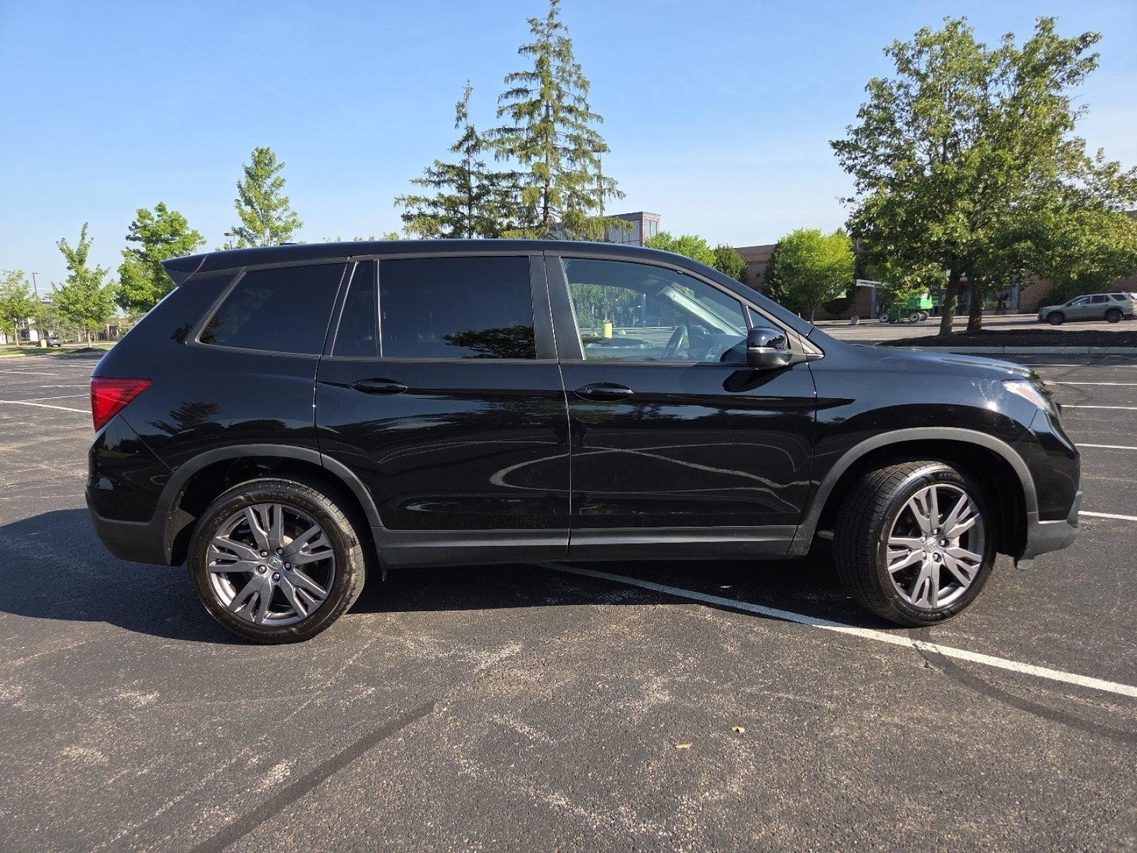 Certified Used 2021 Crystal Black Pearl Honda EX-L image 25