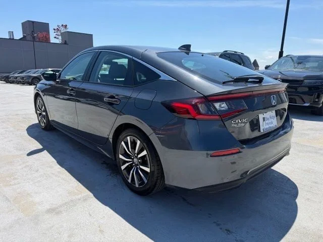 Used 2024 Gray Honda EX-L image 5