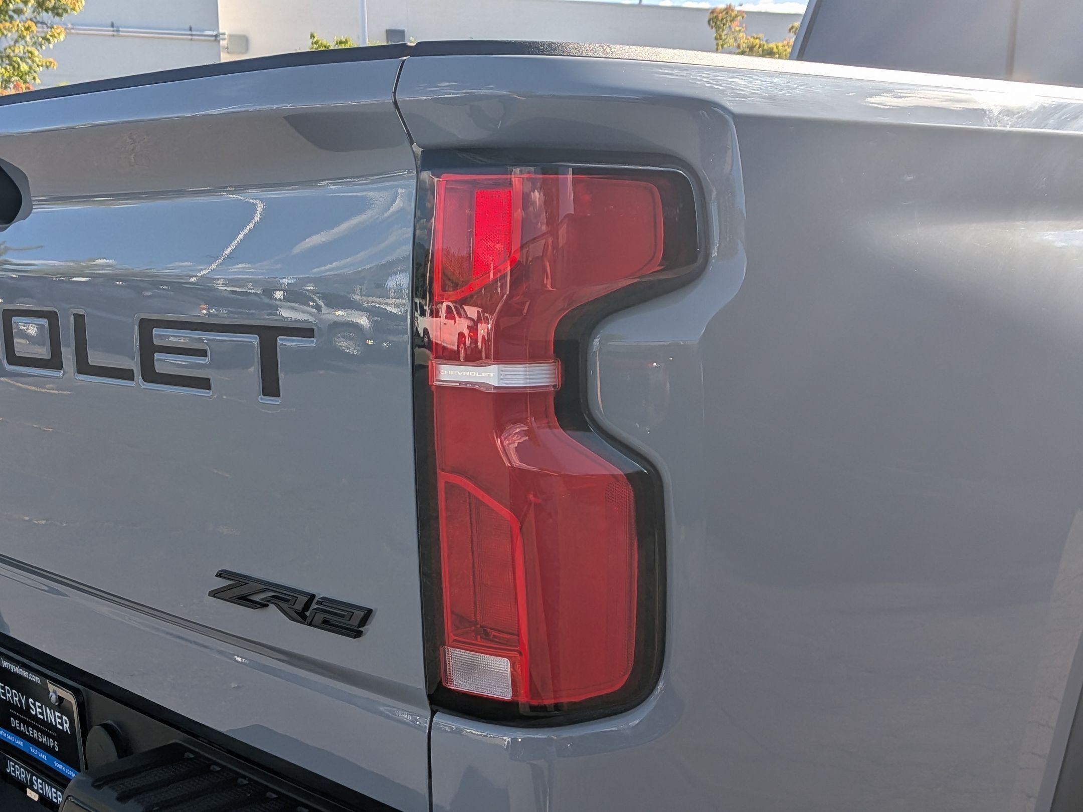 Used 2025 Slate Gray Metallic Chevrolet ZR2 image 11