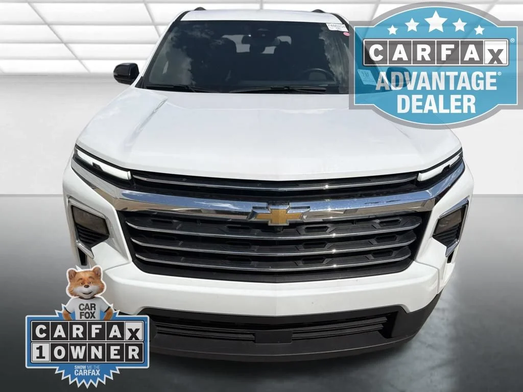 Used 2024 Summit White Chevrolet LT image 6