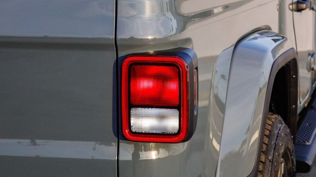 New 2026 Anvil Clearcoat Jeep Sport S image 10