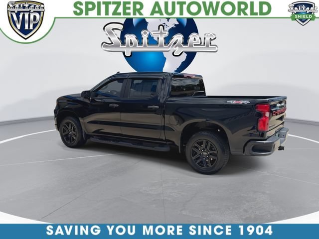 Used 2024 Black Chevrolet Custom image 7