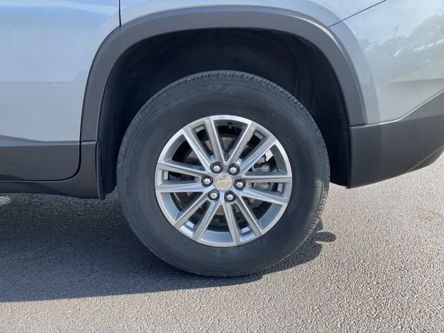 2023 Chevrolet Traverse 1LT - Photo 31