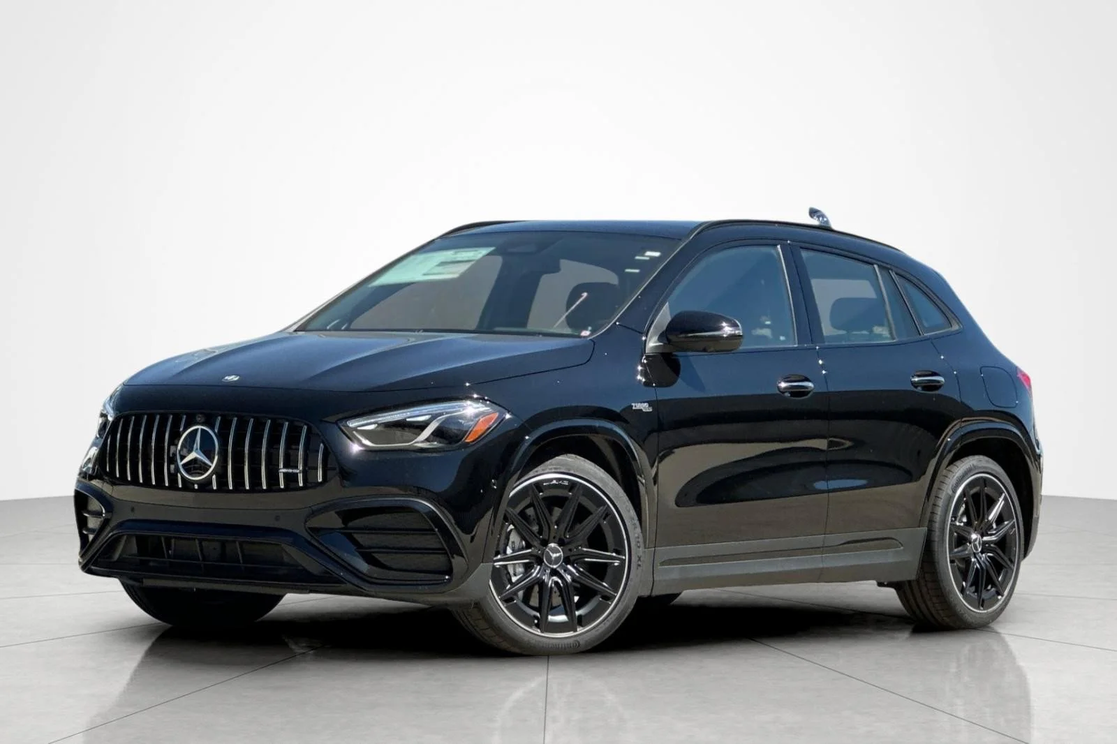 2026 Mercedes-Benz GLA GLA 35 AMG 4MATIC's photo