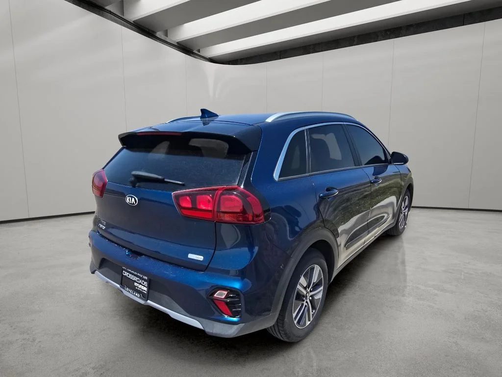 Used 2021 Deep Cerulean Kia LXS image 5