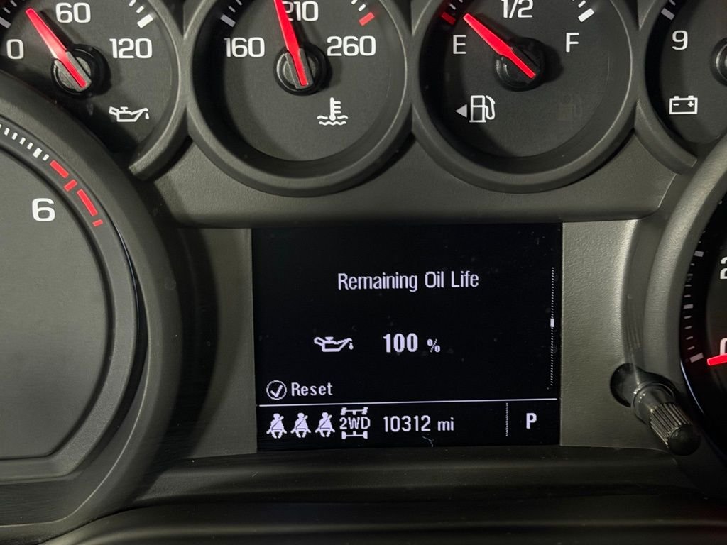 Used 2025 White Chevrolet Custom image 16