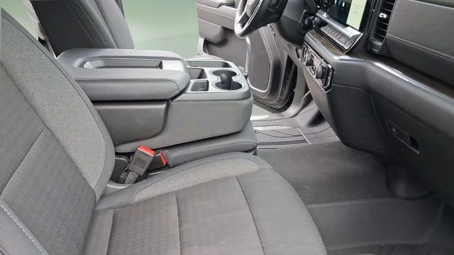 2024 Chevrolet Silverado 1500 LT - Photo 14