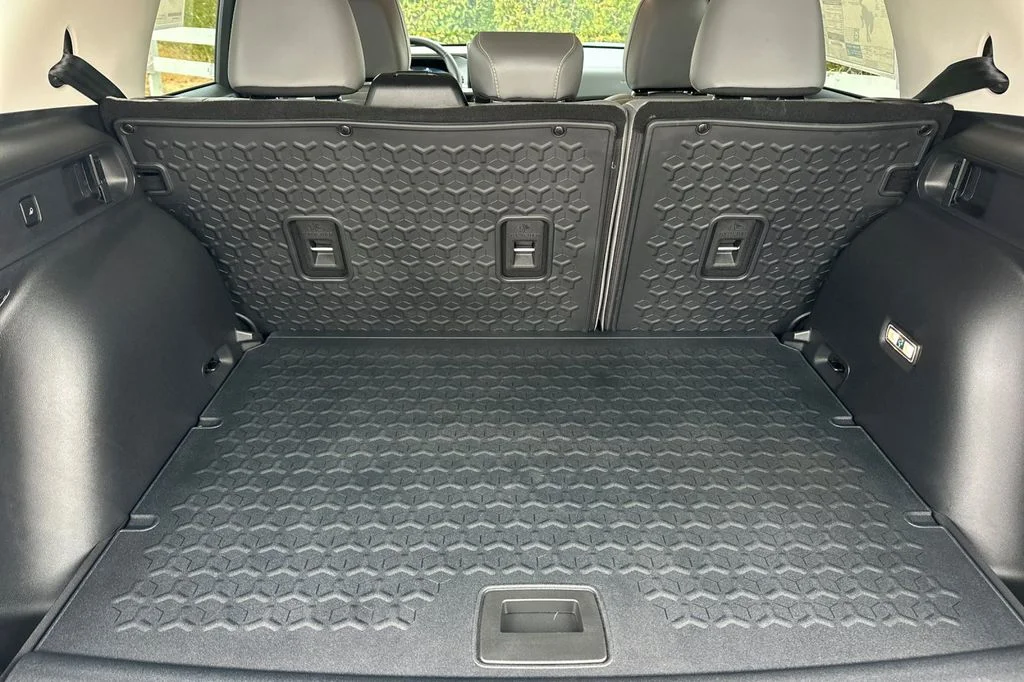 New 2026 Azure Gray Metallic Ford Badlands® image 15