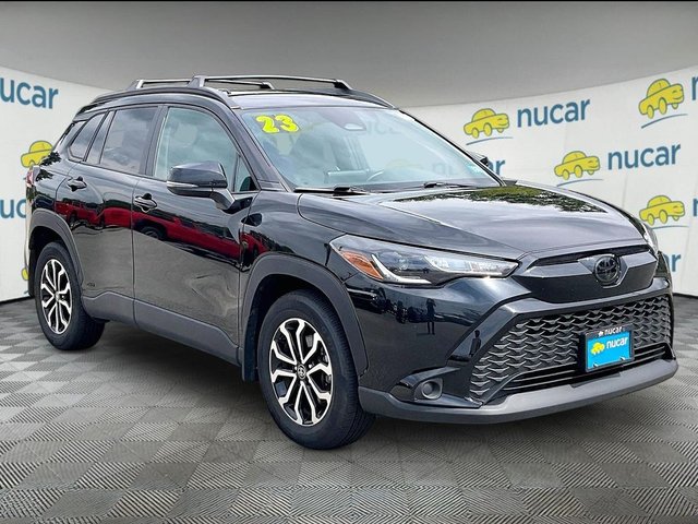 2023 Toyota Corolla Cross Hybrid SE