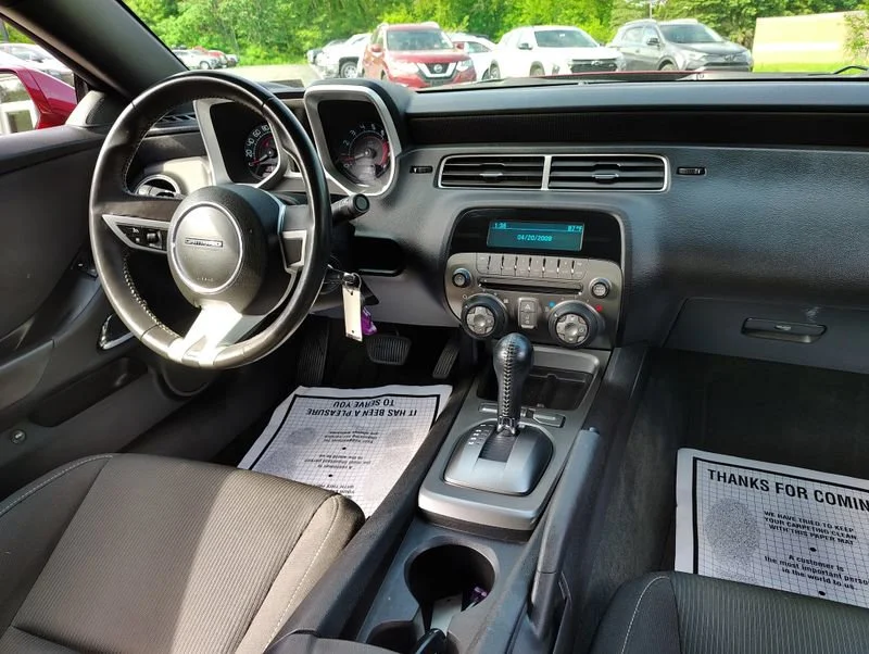 Used 2010 Red Jewel Tintcoat Chevrolet 1SS image 19
