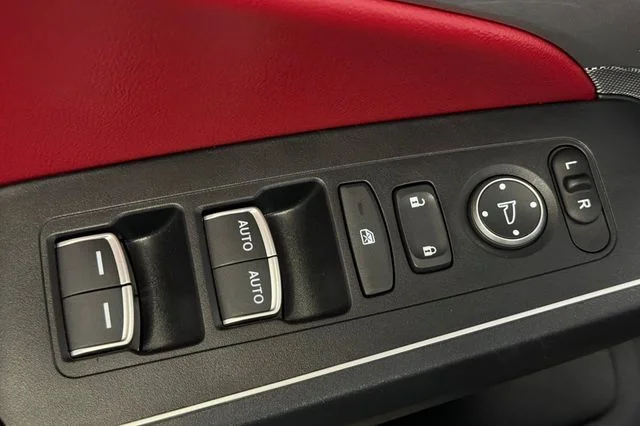 Used 2025 Majestic Black Pearl Acura A-Spec Tech Package image 15