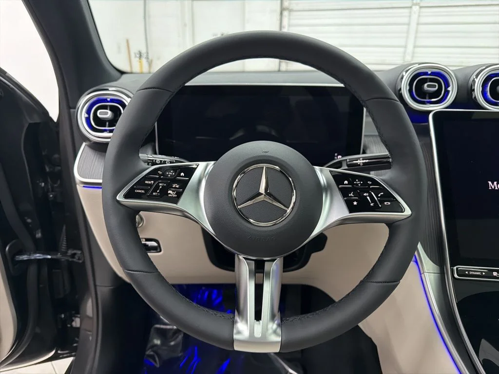 Used 2026 Gray Mercedes-Benz GLC 300 image 15