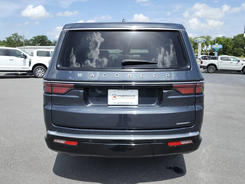 Used 2024 Gray Med Jeep Series II image 4