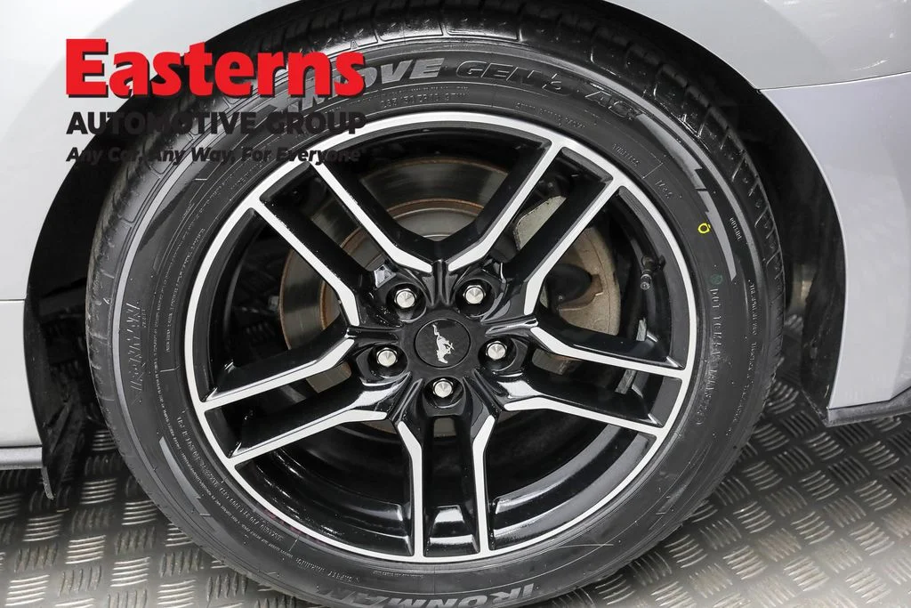 Used 2022 Silver Ford EcoBoost Premium image 8
