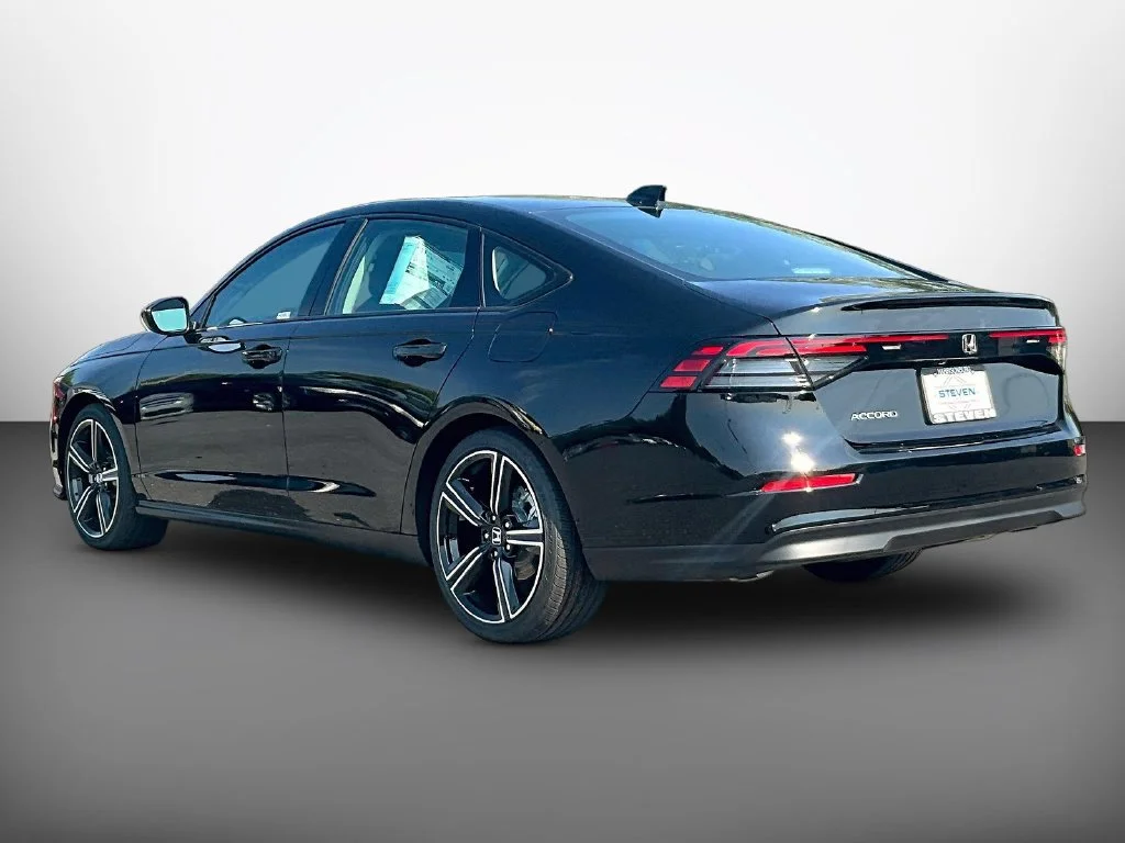 New 2026 Crystal Black Pearl Honda SE image 4
