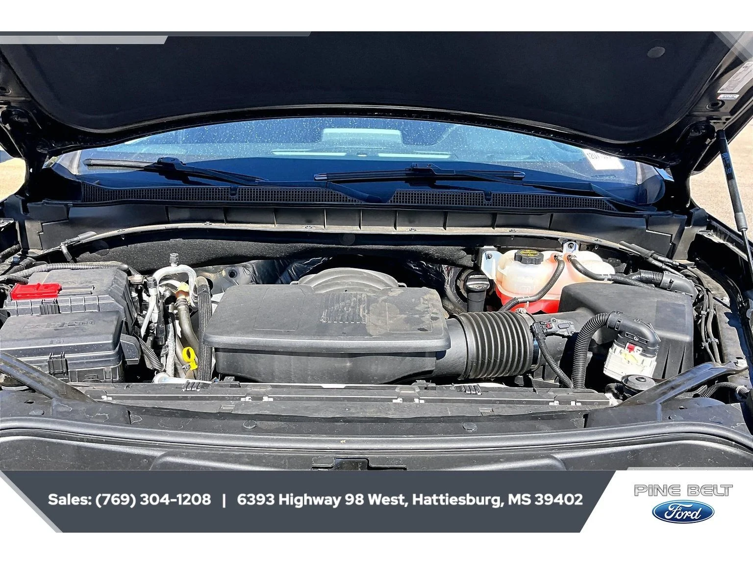 Used 2024 BLACK Chevrolet Z71 image 8