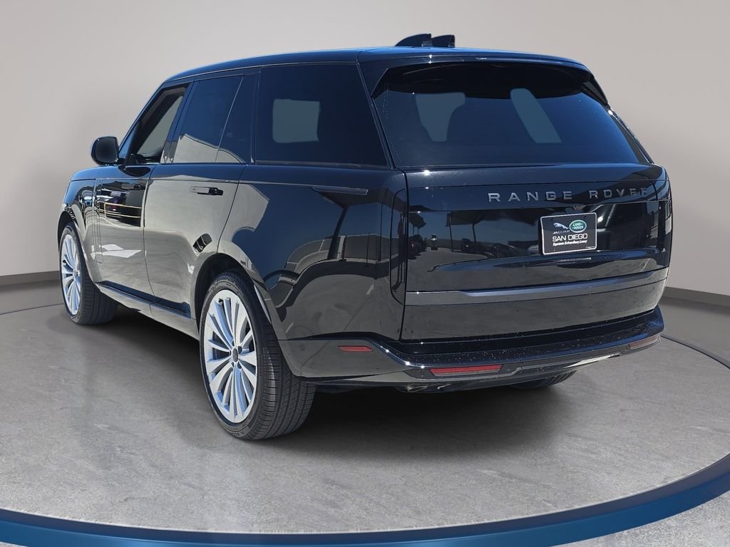 New 2026 Santorini Black Land Rover SE image 7