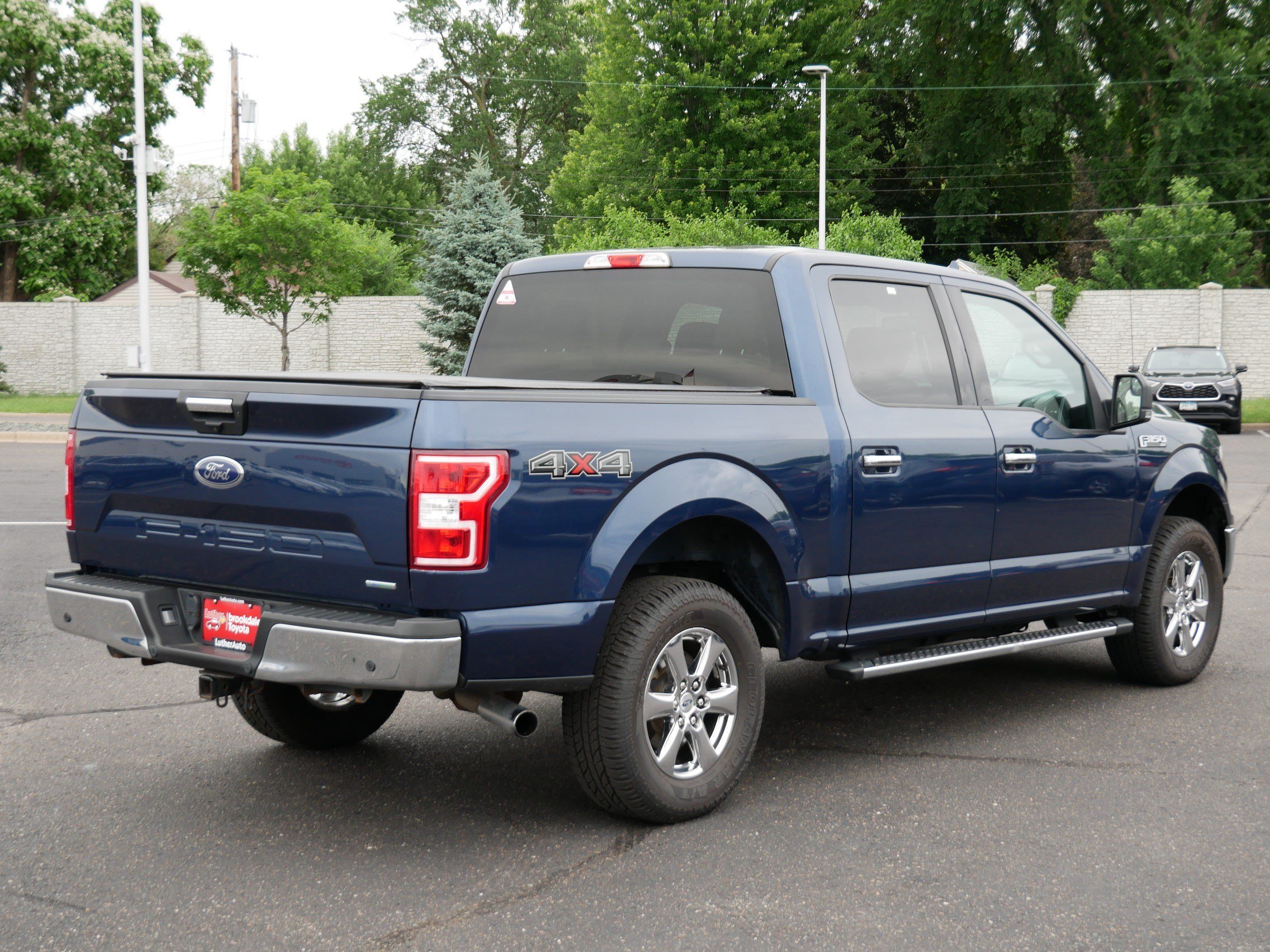 Used 2018 Blue Jeans Metallic Ford XLT image 7
