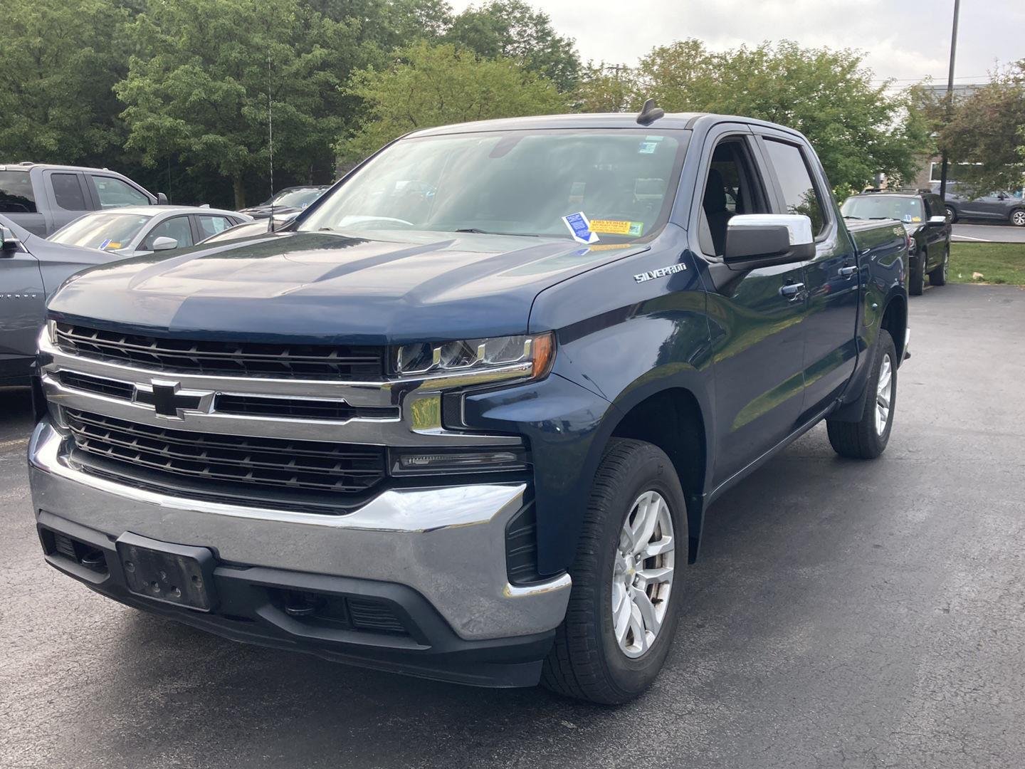 Used 2019 Northsky Blue Metallic Chevrolet LT image 3