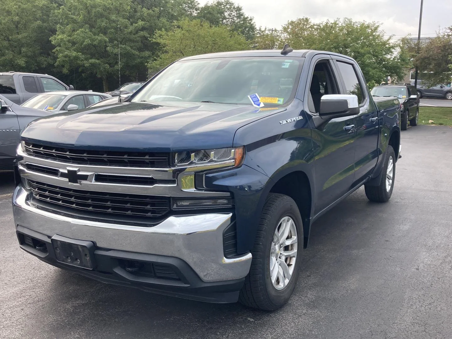 Used 2019 NORTHSKY BLUE METALLIC Chevrolet LT image 3
