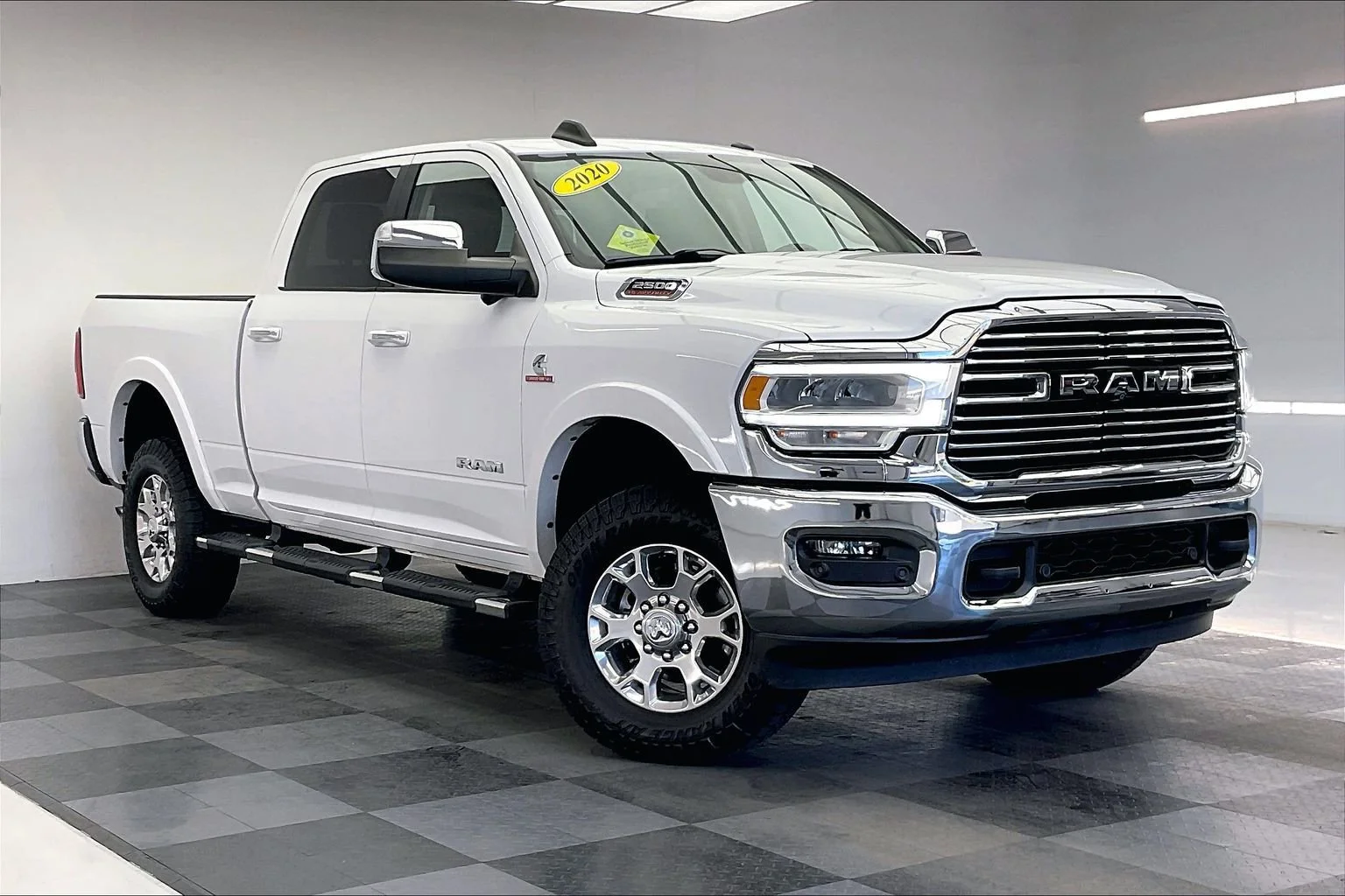 2020 RAM 2500 Laramie 4X4 Crew Cab SWB's photo