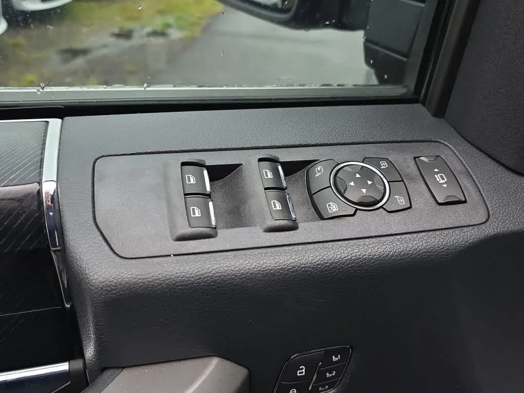 Used 2022 Carbonized Gray Ford Platinum image 13