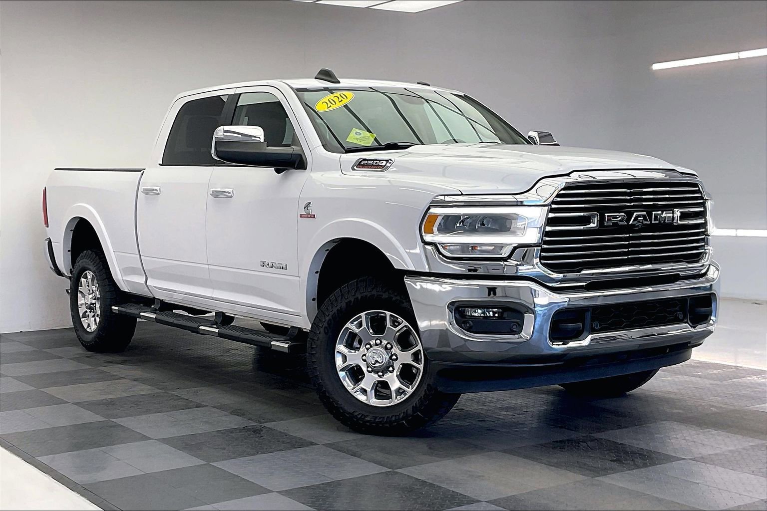 Used 2020 Bright White Clearcoat Ram Laramie image 1