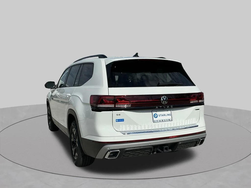 Used 2024 White Volkswagen 2.0T Peak Edition SE w/Technology image 6