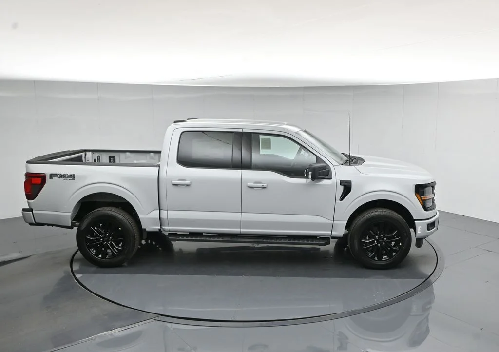 New 2026 Avalanche Ford XLT image 40