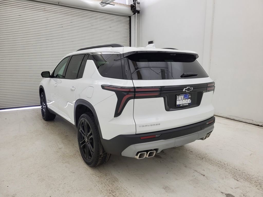 2026 Chevrolet Traverse LT - Photo 17