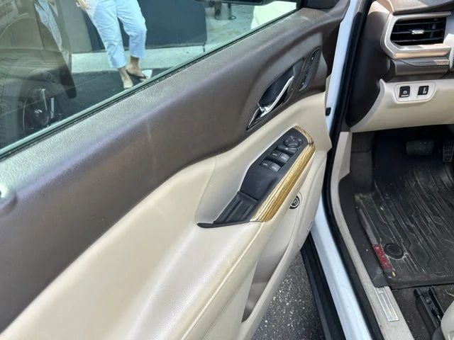 Used 2018 White GMC Denali image 23