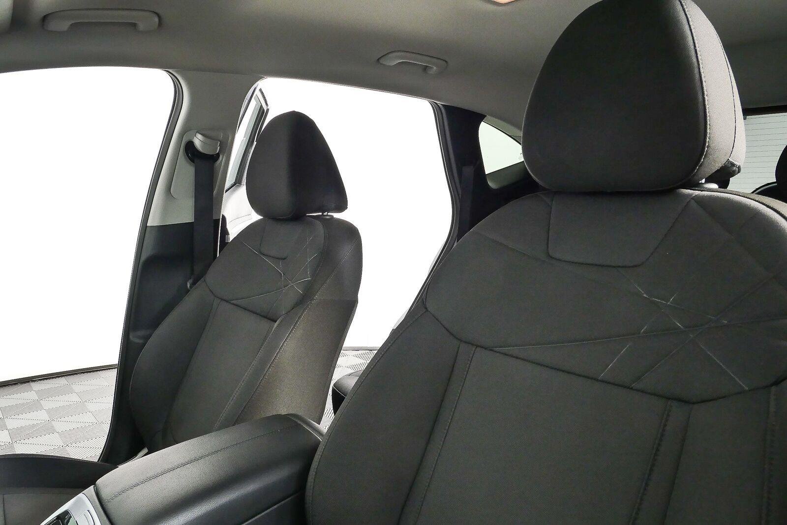 Used 2022 Portofino Gray Hyundai SEL image 5