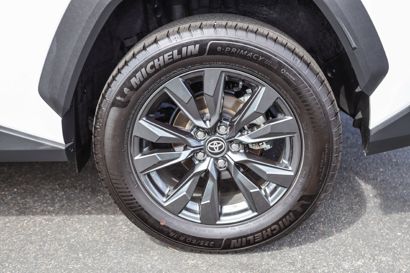 Certified Used 2026 Ice Toyota XLE Premium image 9