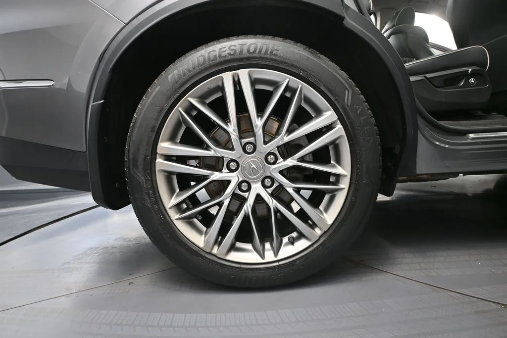 Certified Used 2023 Gray Acura Advance image 13