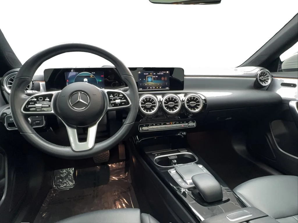 Used 2022 White Mercedes-Benz CLA 250 image 32