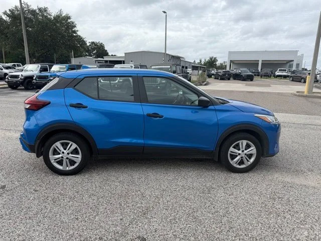 Used 2024 Blue Nissan S image 9