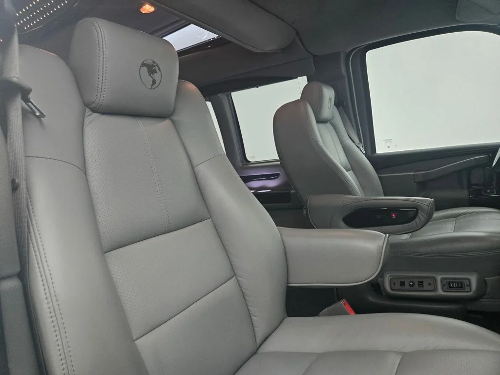 Used 2020 Summit White Chevrolet Explorer Limited SE image 39