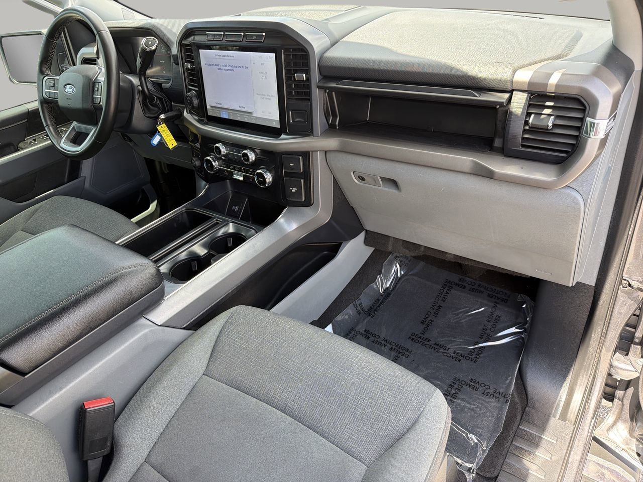 Used 2024 Gray Metallic Ford XLT image 10