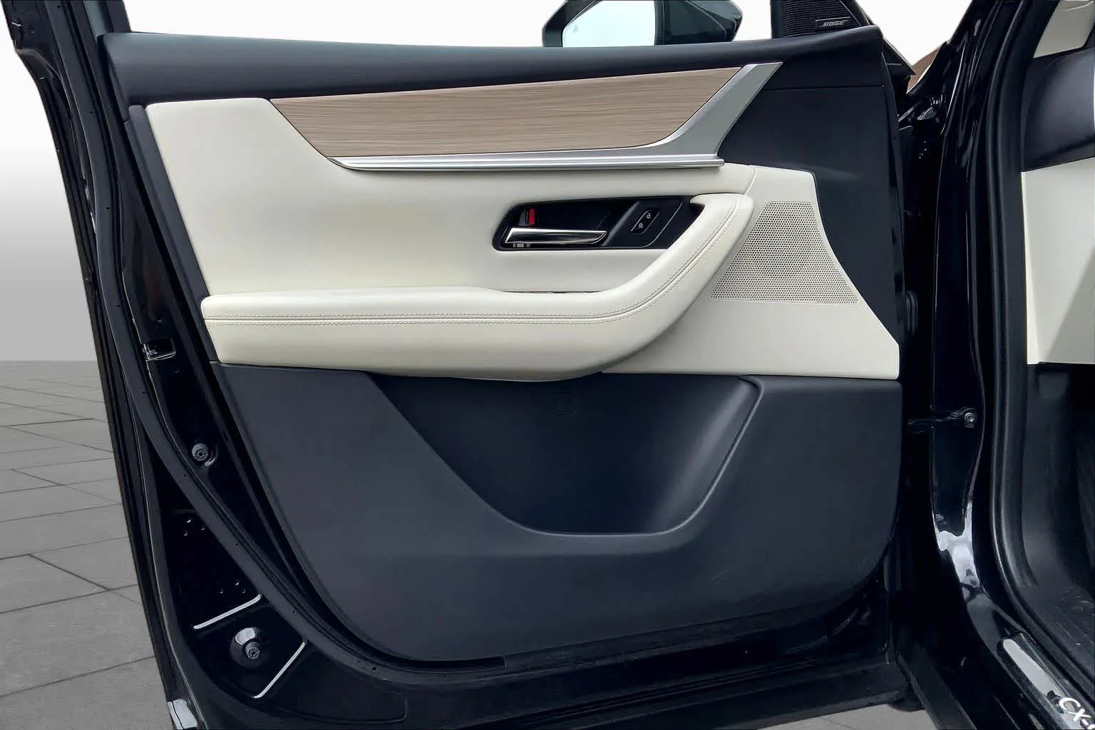 Certified Used 2025 Jet Black Mica Mazda S Premium Package image 22