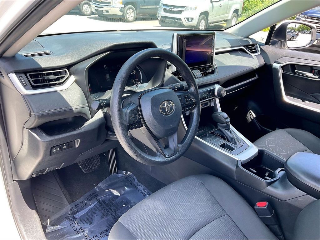 Used 2024 Ice Toyota XLE image 8