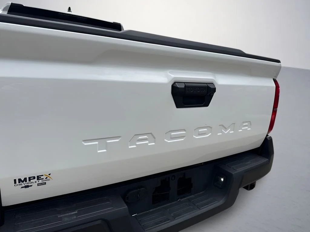 Used 2025 White Toyota SR image 27