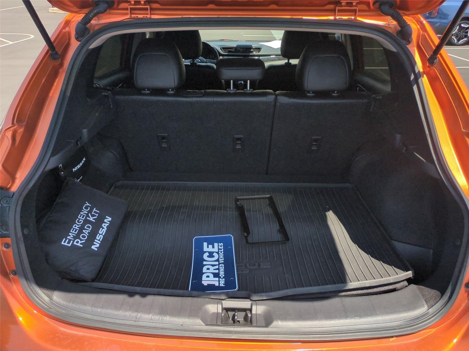Used 2021 Monarch Orange Metallic Nissan SL image 35