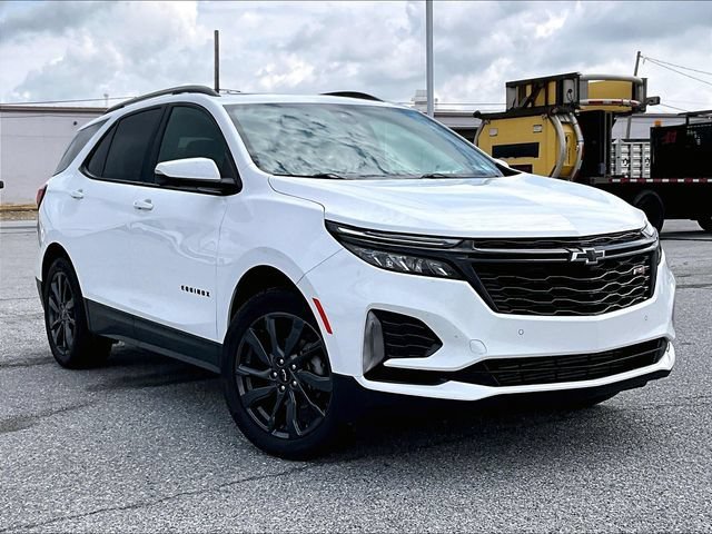 Used 2024 Summit White Chevrolet RS image 1