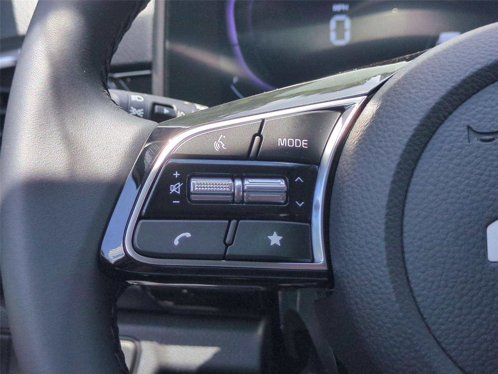 New 2026 Snow White Pearl Kia S image 20